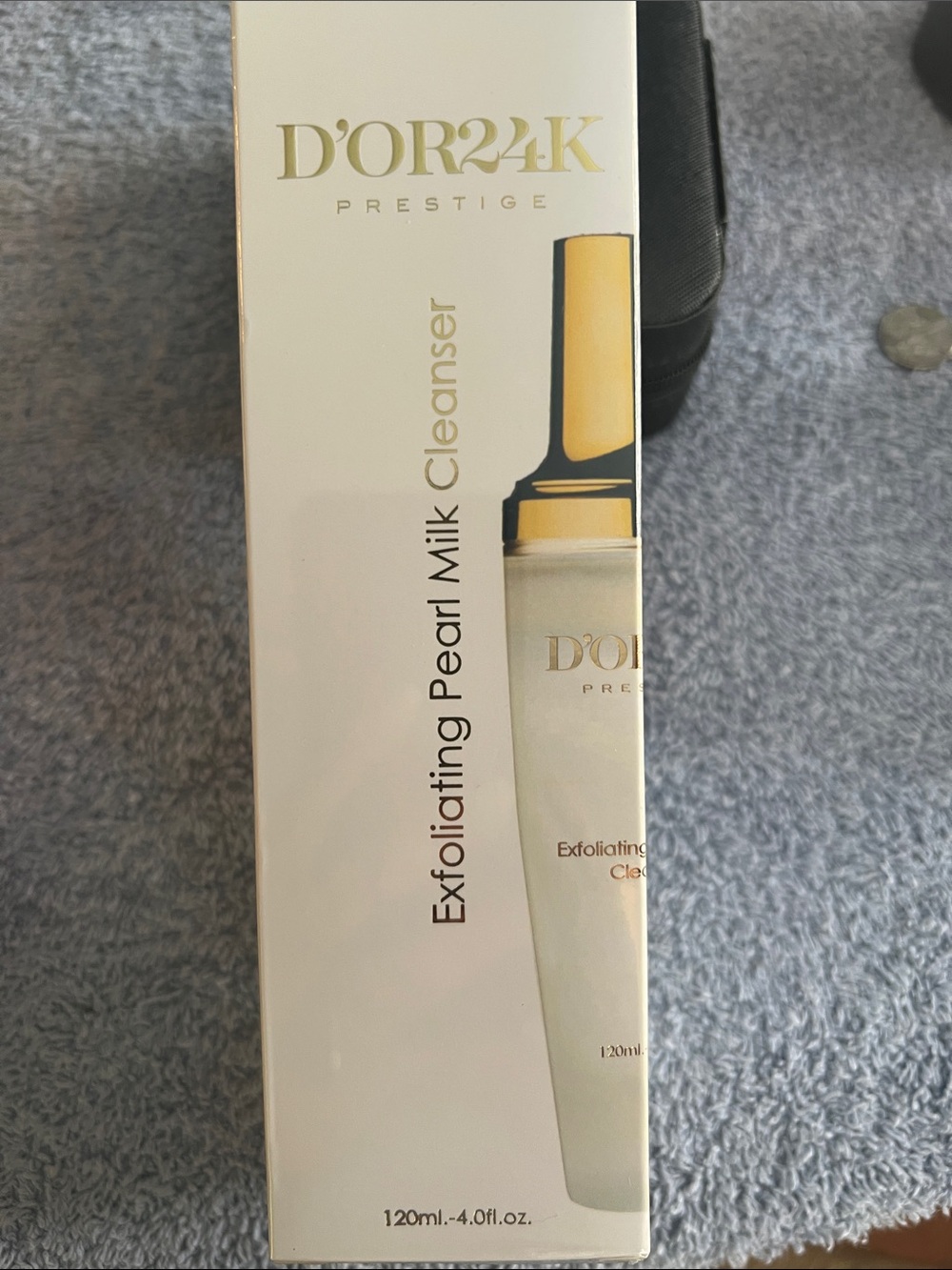 D'Or Skincare Exfoliating Pearl Milk Cleanser - White & Gold Packaging
